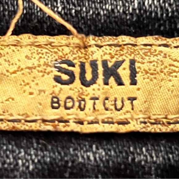 Silver Jeans For Girls/Women W27/L32 SUKI Boot Cut 195165AF438 26173 Very Nice - Picture 4 of 9